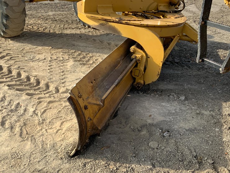 caterpillar-140h-vhp-image-19