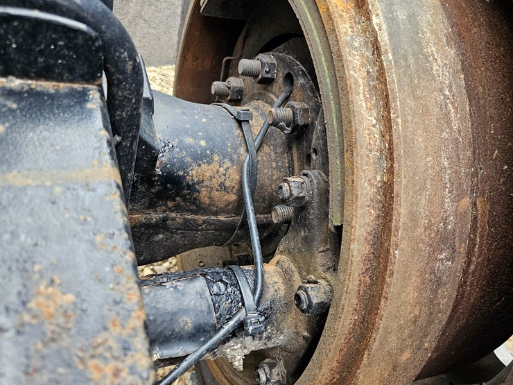 peterbilt-579-image-81