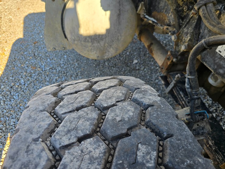 peterbilt-357-image-68