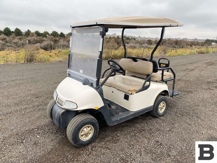 ezgo-golf-cart-image-1