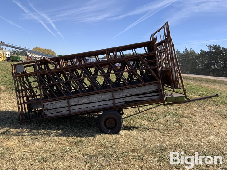 feed-panel-trailer-image-4