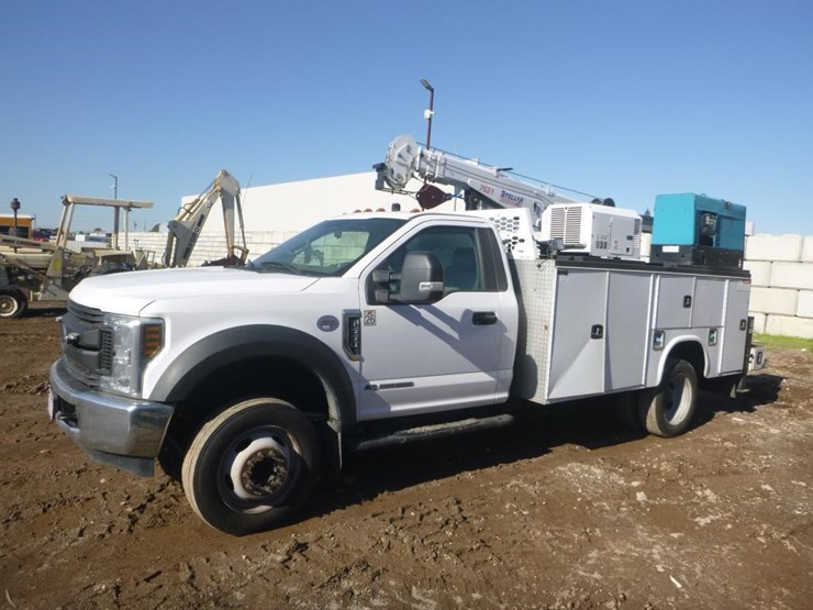 2019-ford-f550-image-1