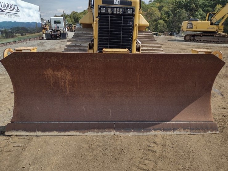 caterpillar-d6n-xl-image-17