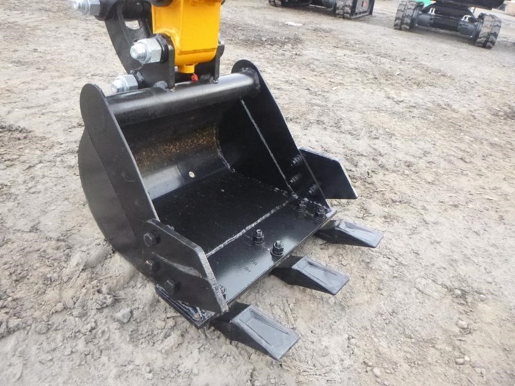 2025-vicsec-vc13-hydraulic-excavator-image-9