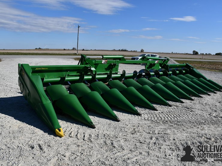 john-deere-c12f-image-3