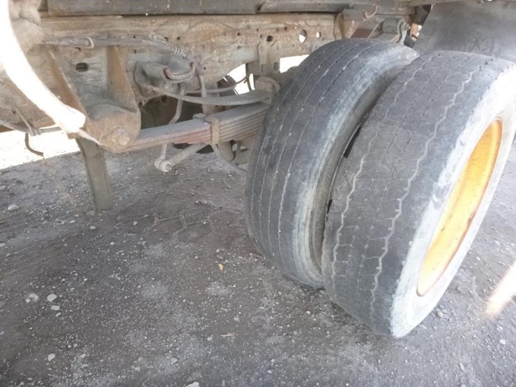 2005-ford-f550-image-13