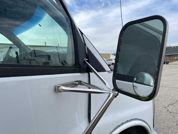 chevrolet-express-3500-image-65