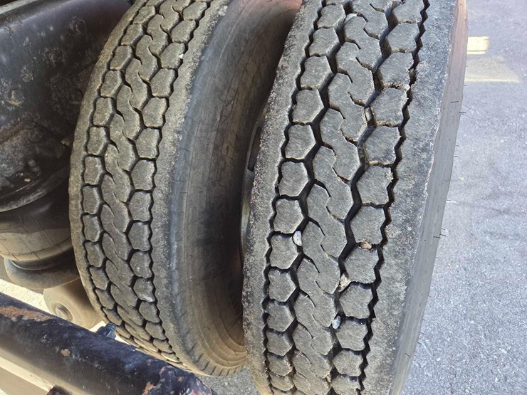 kenworth-t800-image-22