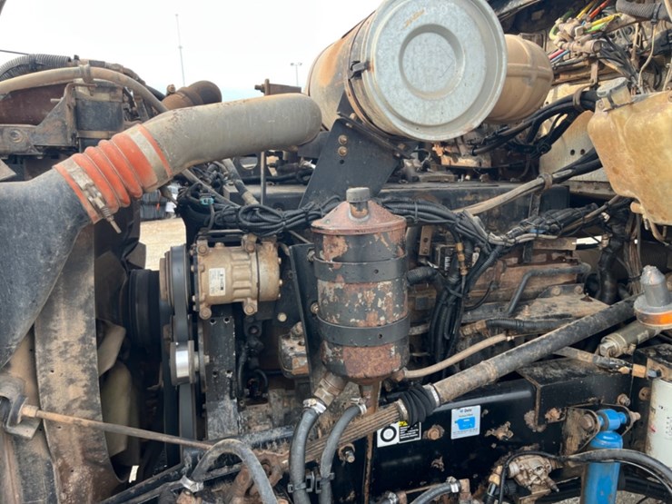 2007-kenworth-t800-image-9