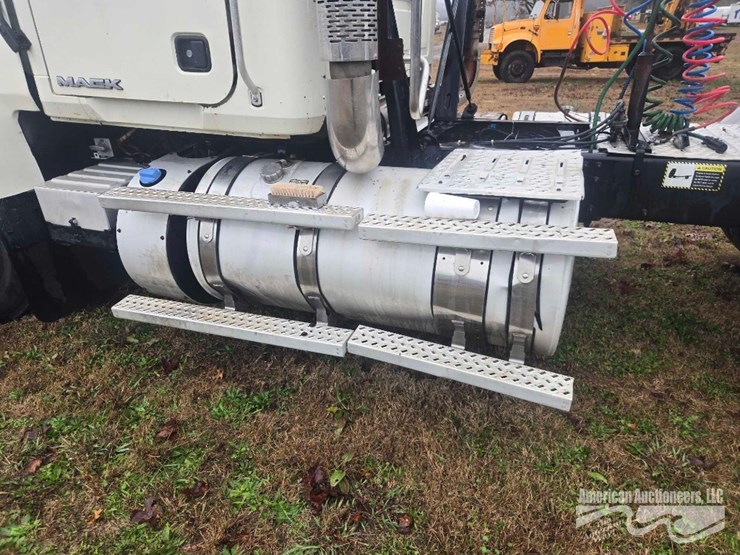 2017-mack-chu613-truck,-vin-#-1m1an07y2hm026069-image-20