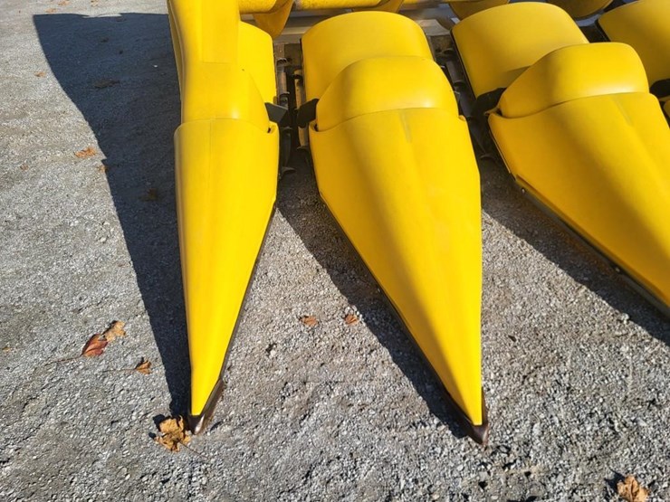 new-holland-98c-image-17