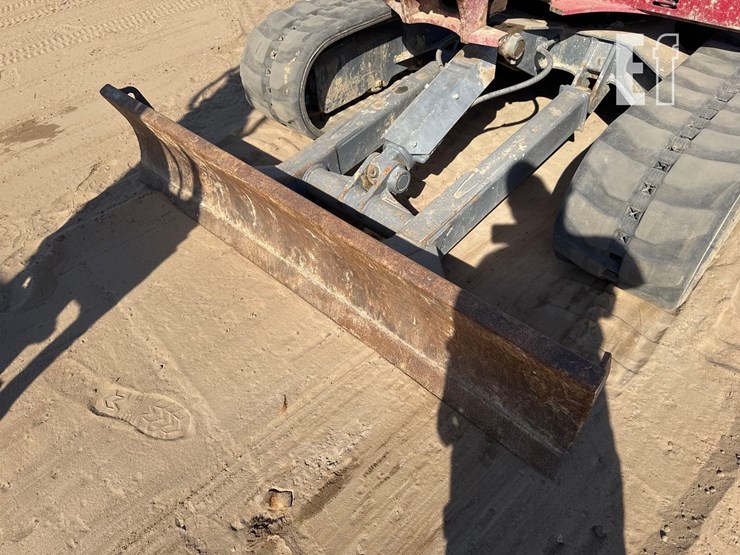 2020-takeuchi-tb260-image-18