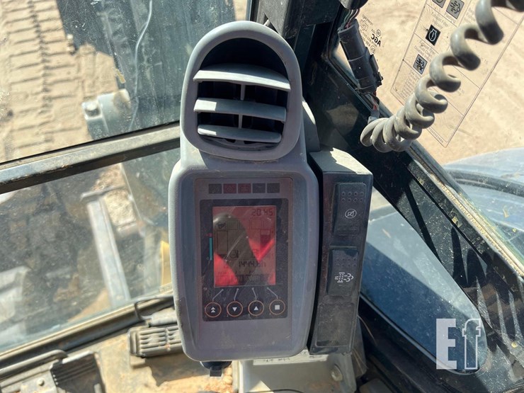 2018-deere-60g-image-38