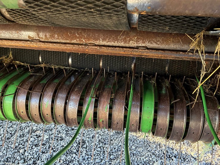 john-deere-535-image-15