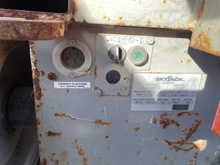 #6230-•-skyjack-4632-scissor-lift-(o9)-image-23