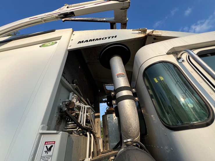 peterbilt-520-image-34