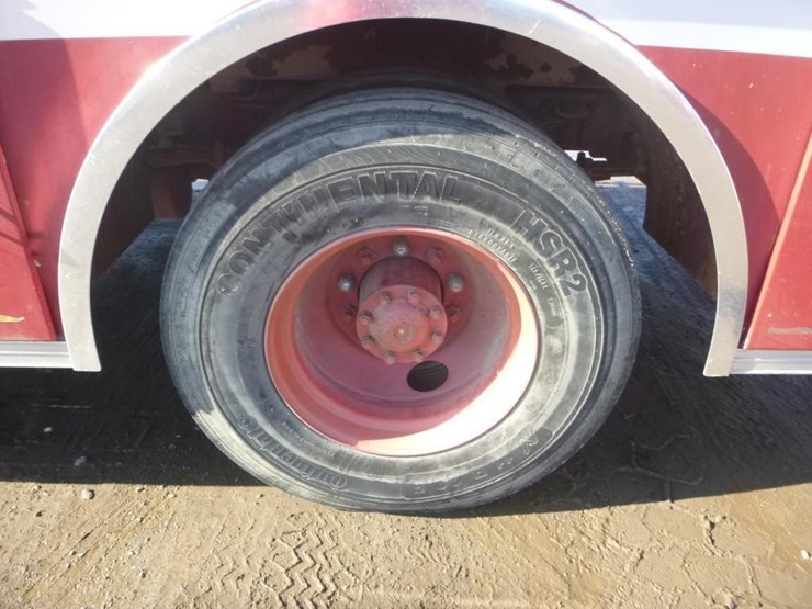 1984-ford-f8000-image-17