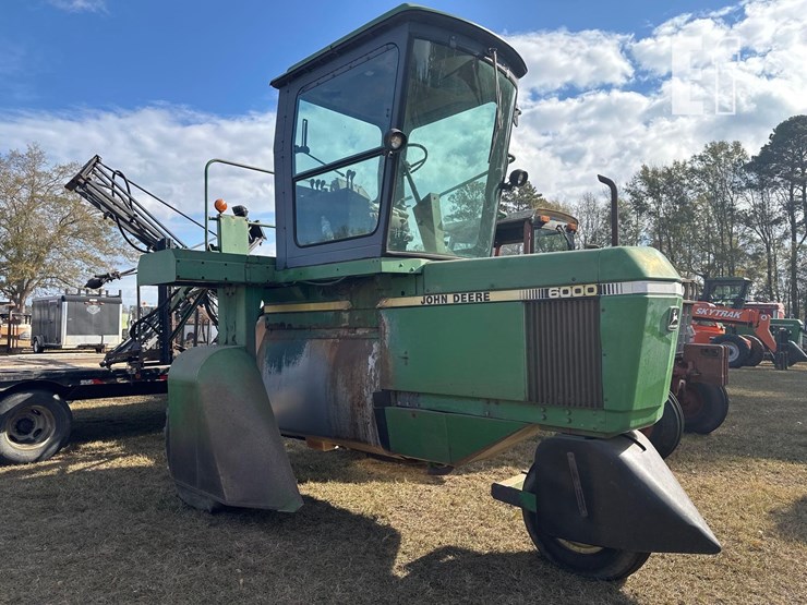 1995-john-deere-6000-image-1