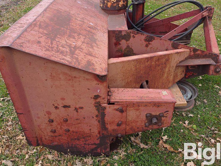 loftness-3-pt-snow-blower-attachment-image-19