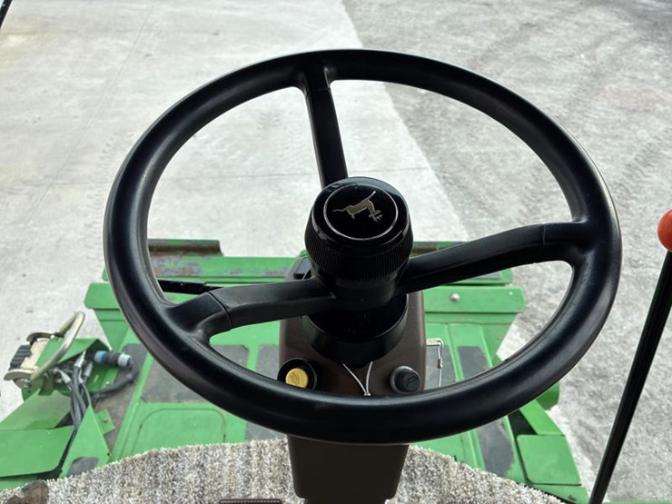 john-deere-9550-image-100