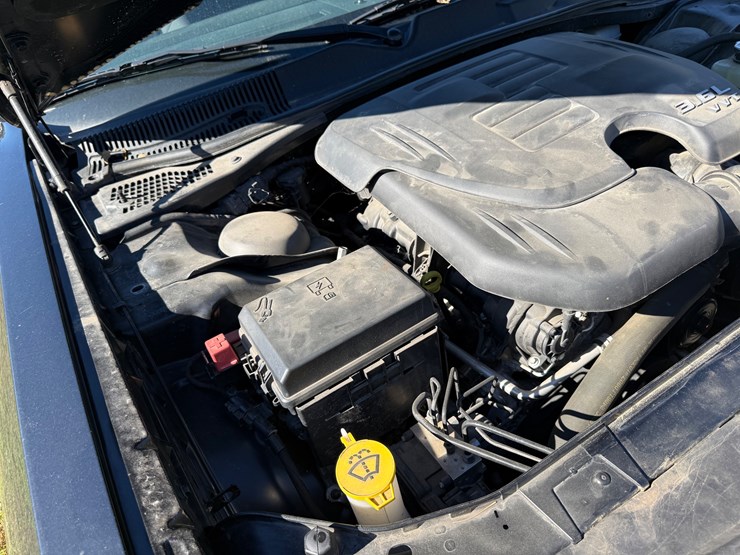 #1735-•-2013-dodge-challenger-(wi-title-in-delay)-(black-river-falls,-wi)-image-21