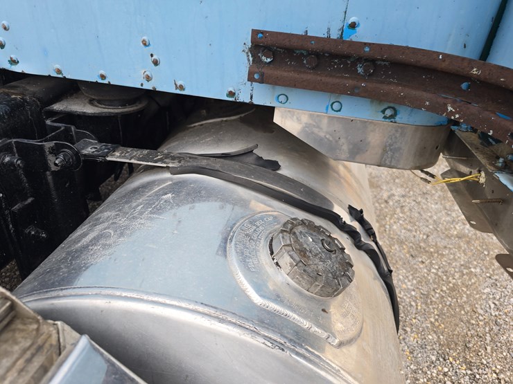 1999-kenworth-w900l-image-109