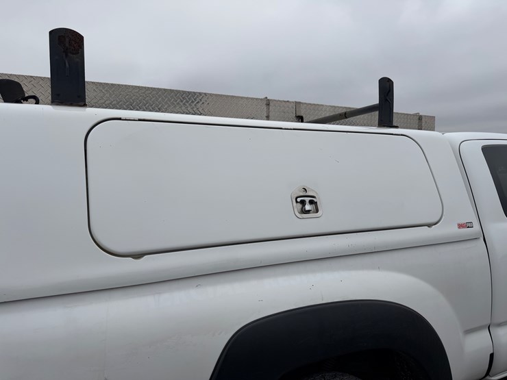 toyota-tacoma-image-9