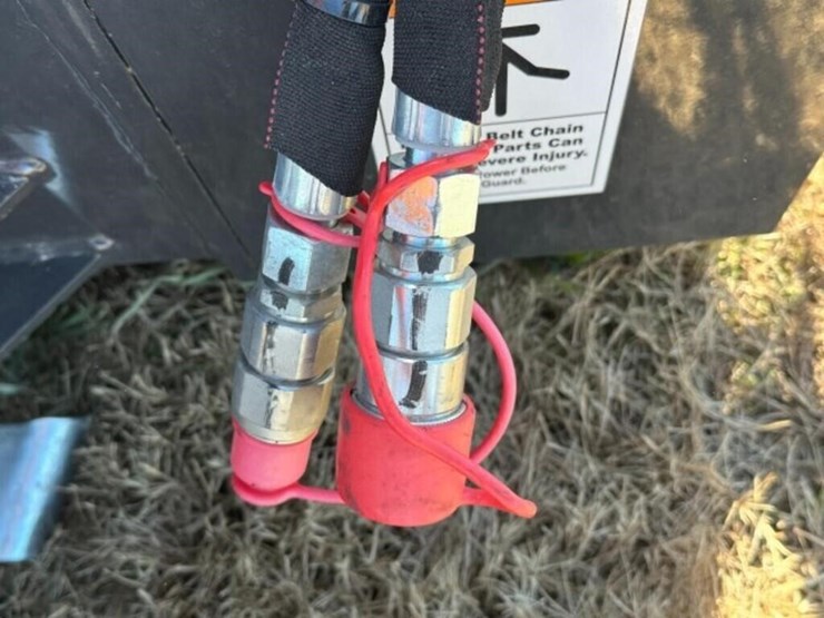 2025-wolverine-hydraulic-skid-steer-trencher-image-11