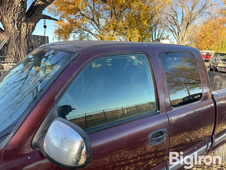 2002-chevrolet-silverado-1500-image-12