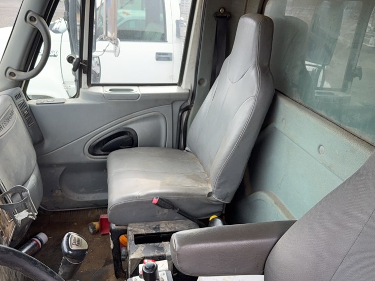 international-durastar-4300-image-17