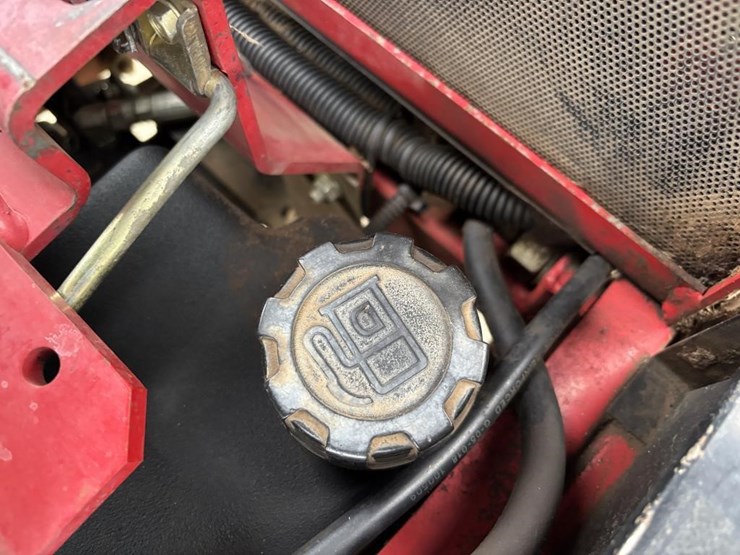 2009-toro-groundsmaster-328d-image-18