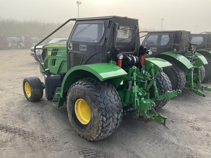 john-deere-6125m-image-5