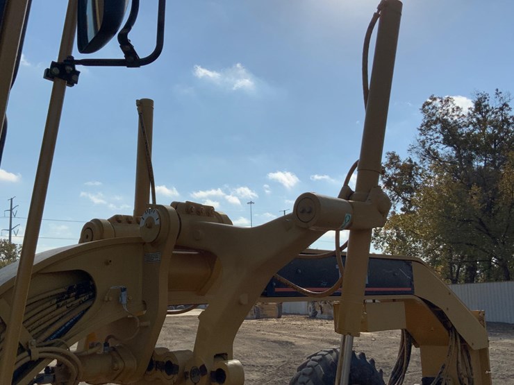 2005-caterpillar-140h-vhp-plus-image-20