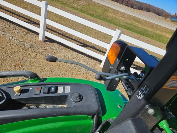 #3087-•-john-deere-4066-4x4-tractor,-h180-loader-image-77