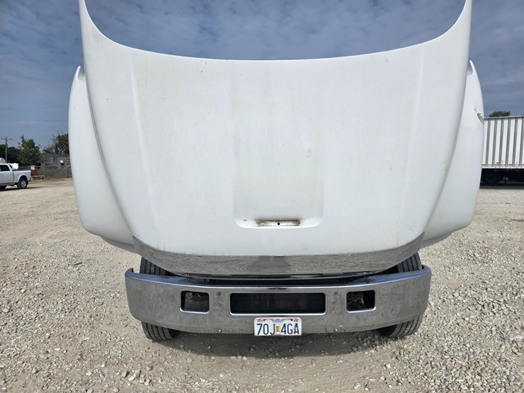 2004-ford-f650-image-42