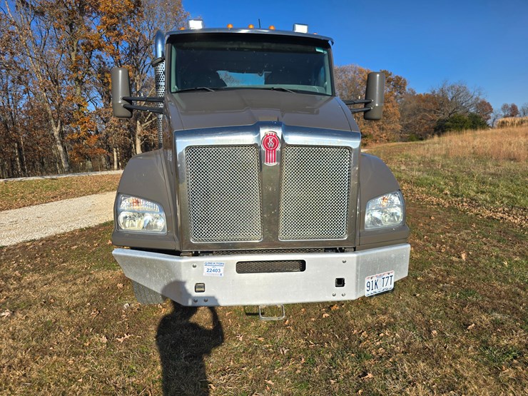 kenworth-t880-image-51