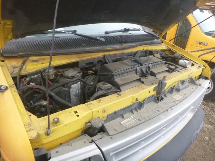 1995-ford-e350-image-18