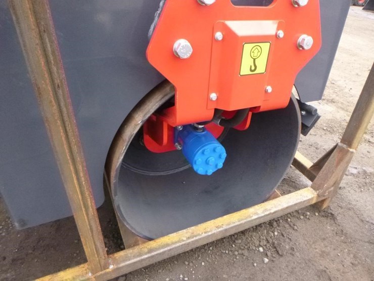 sdlool-sl1000-tandem-vibratory-roller-image-10