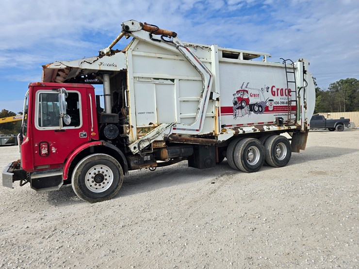 1996-mack-mr688s-image-7