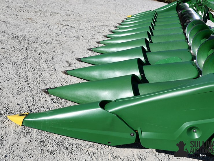 john-deere-c12f-image-10