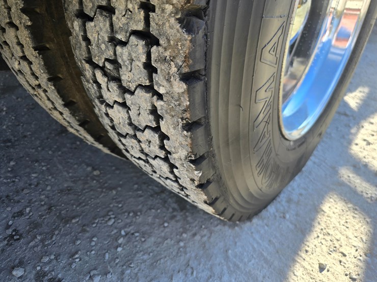 kenworth-t880-image-120