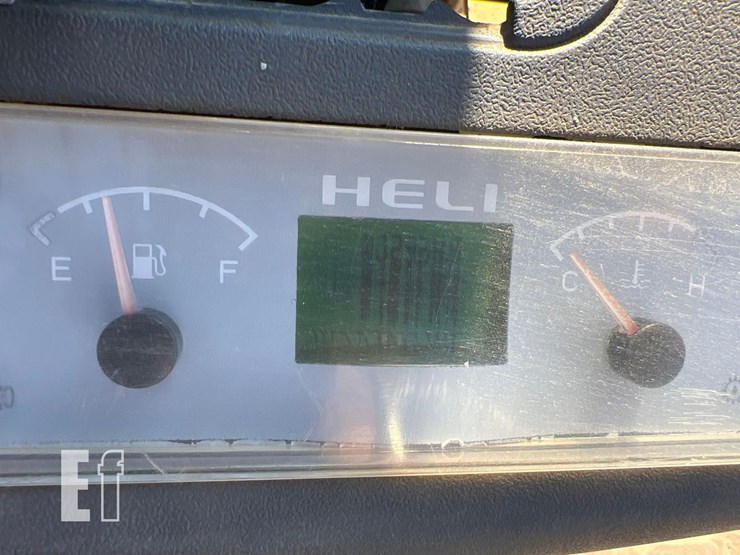 heli-25-straight-mast-forklift-image-24