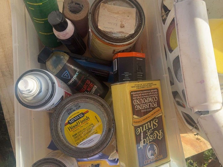 level,-wheel-chalks,-cleaning-supplies,-and-misc.-tools-image-10