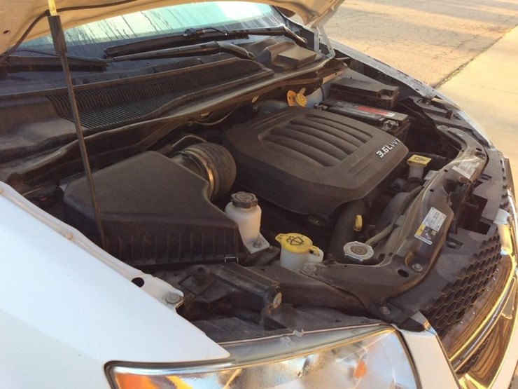 2017-dodge-grand-caravan-image-14