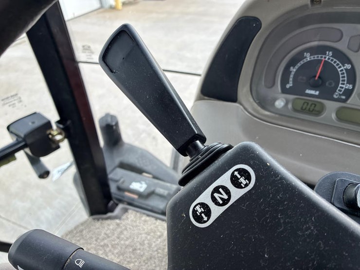 case-ih-mxu130-image-82