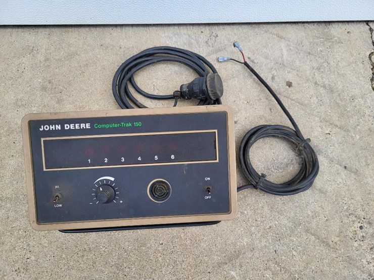 john-deere-7200-image-38