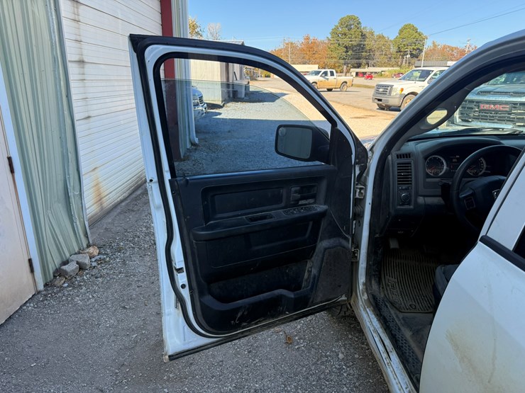 dodge-ram-1500-image-27