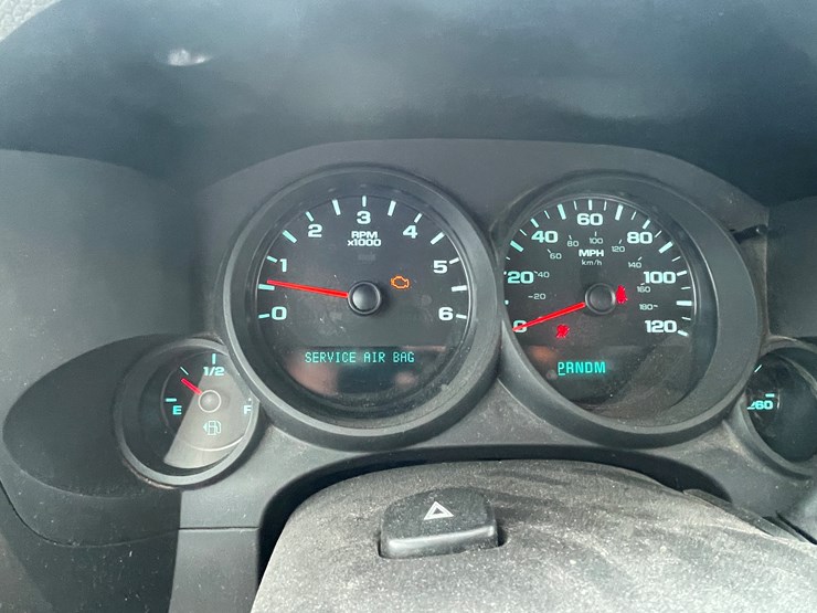 2013-chevrolet-1500-image-47