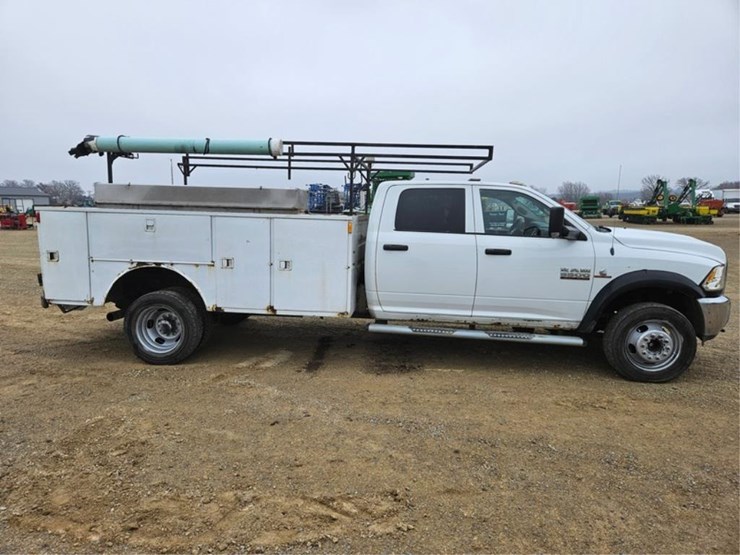 dodge-ram-5500-image-6