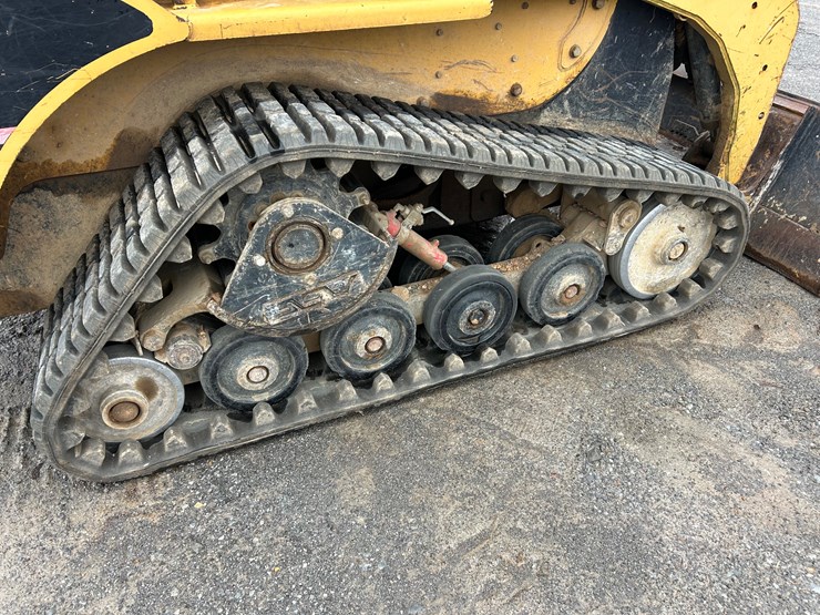 caterpillar-257b-image-11